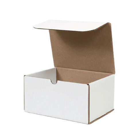 Mailer - White, accessory in 